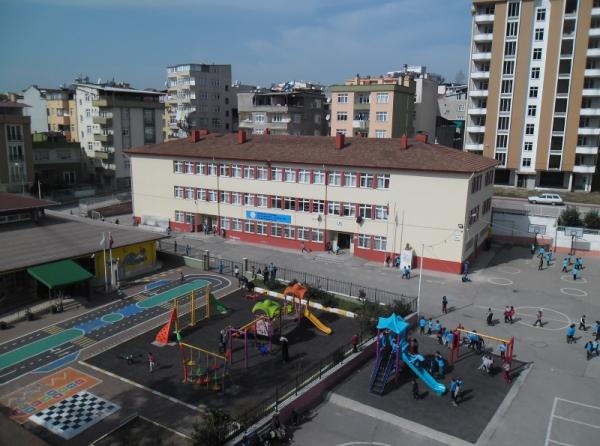 İlyasköy Türk-İş İlkokulu Fotoğrafı